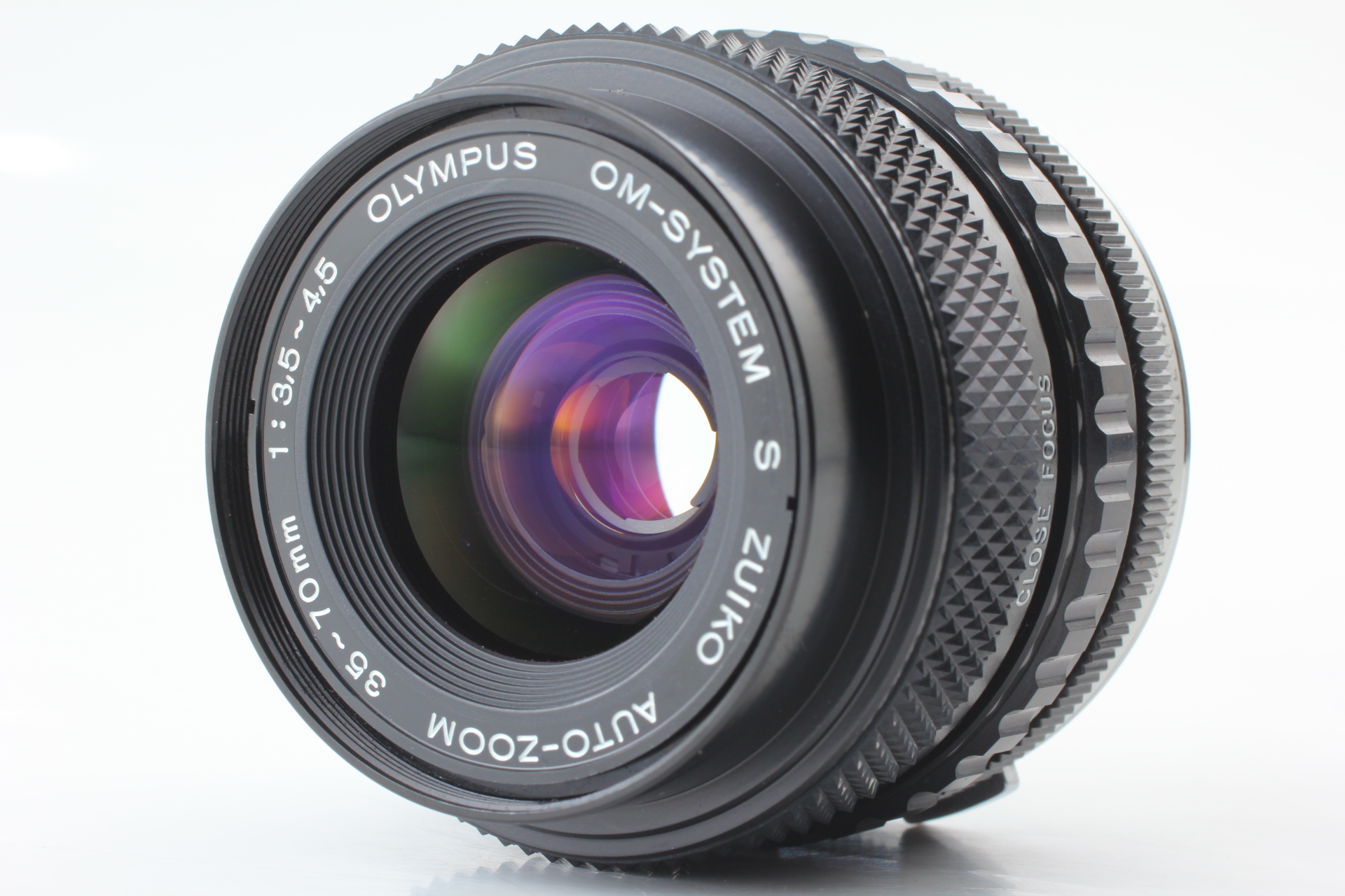 【NEAR MINT】 Olympus OM10 w/ OM-SYSTEM S ZUIKO 35-70mm f/3.5-4.5 Lens