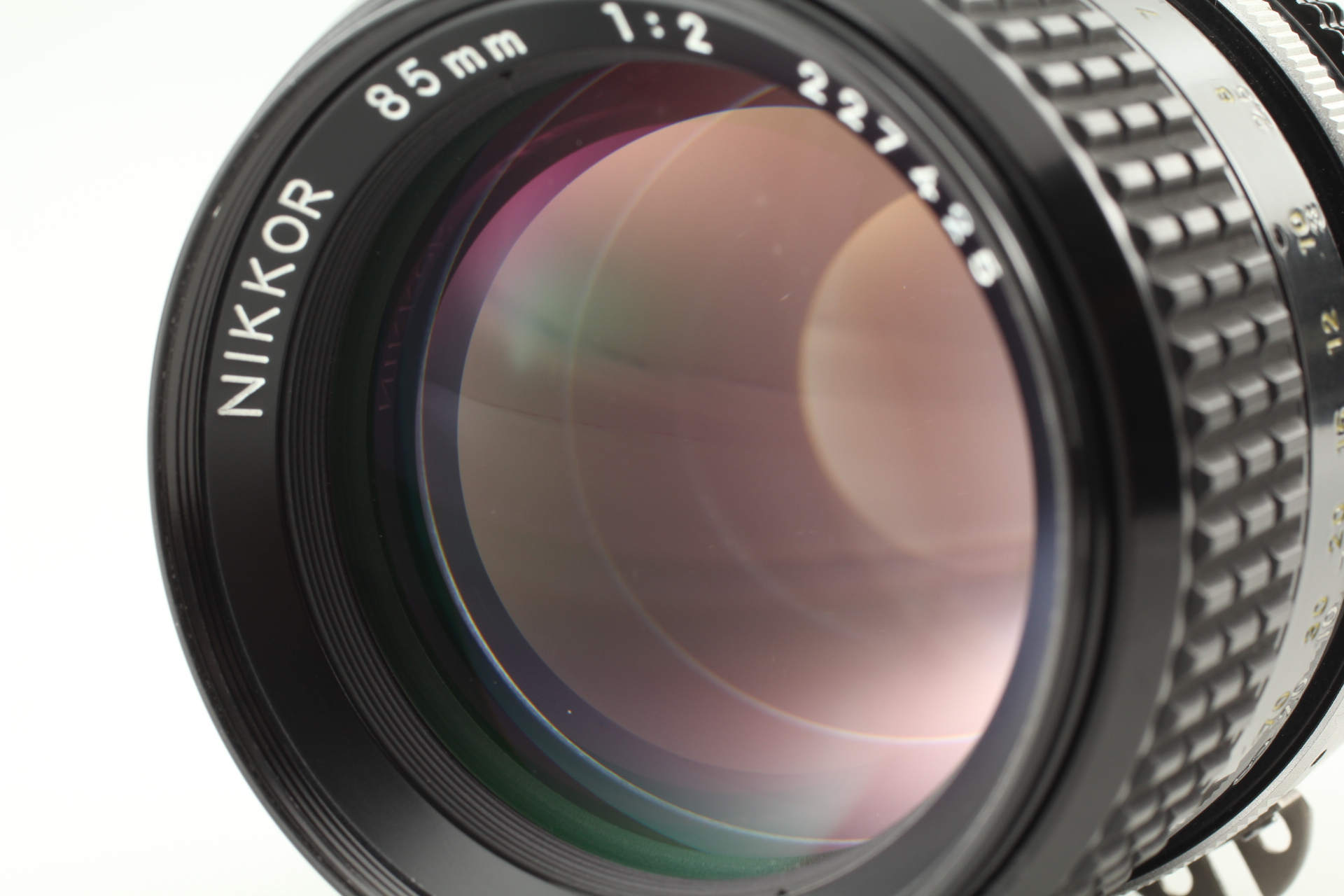 ★超美品 カビ、くもりなし★ NIKON Ai-s NIKKOR 85mm f2 Nikon Ai-S NIKKOR 85mm F2 - 三葉堂寫眞機店オンラインストア