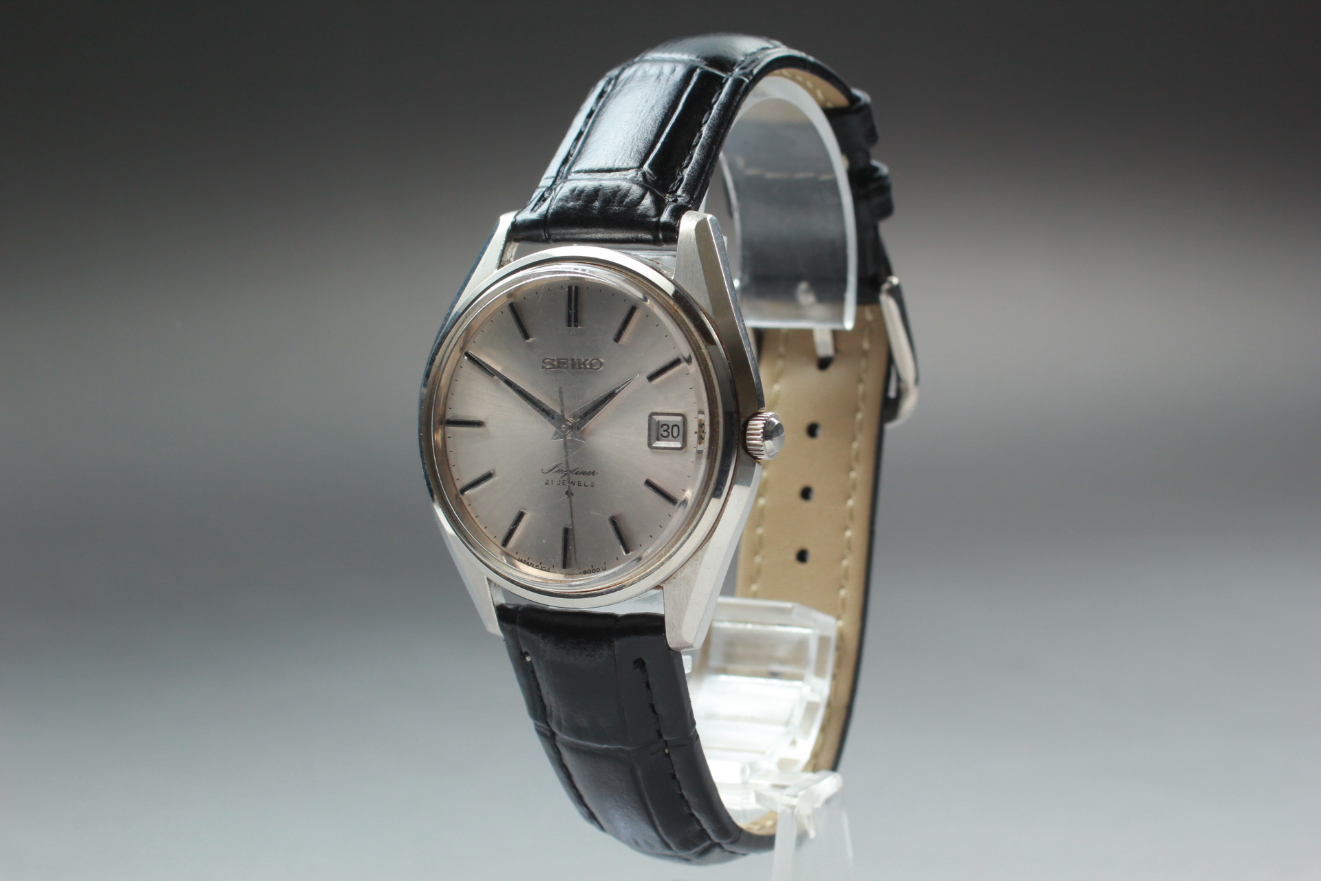 EXC+3] Vintage SEIKO SKYLINER CALENDAR 6102-8000 Hand-winding from
