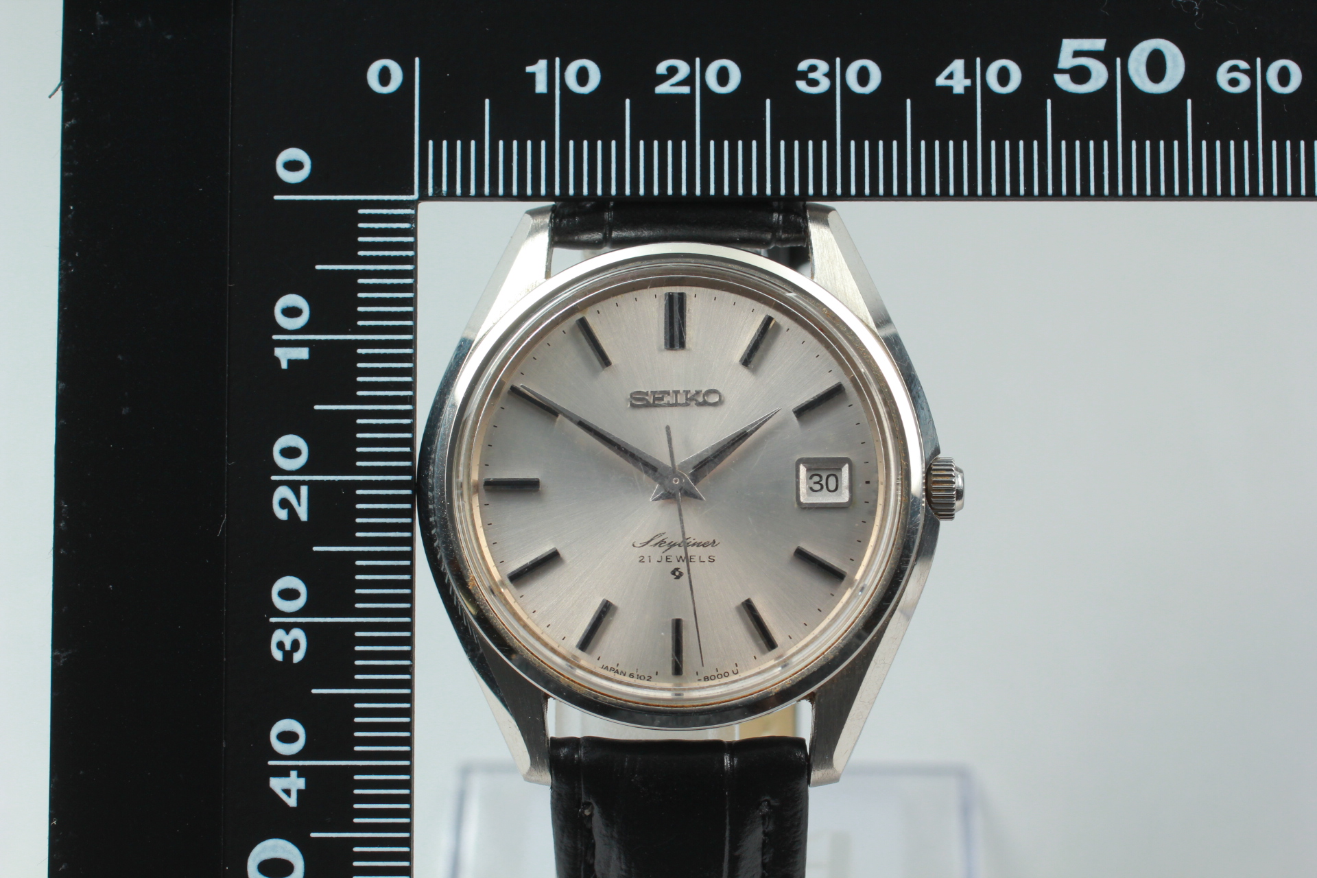 EXC+3] Vintage SEIKO SKYLINER CALENDAR 6102-8000 Hand-winding from