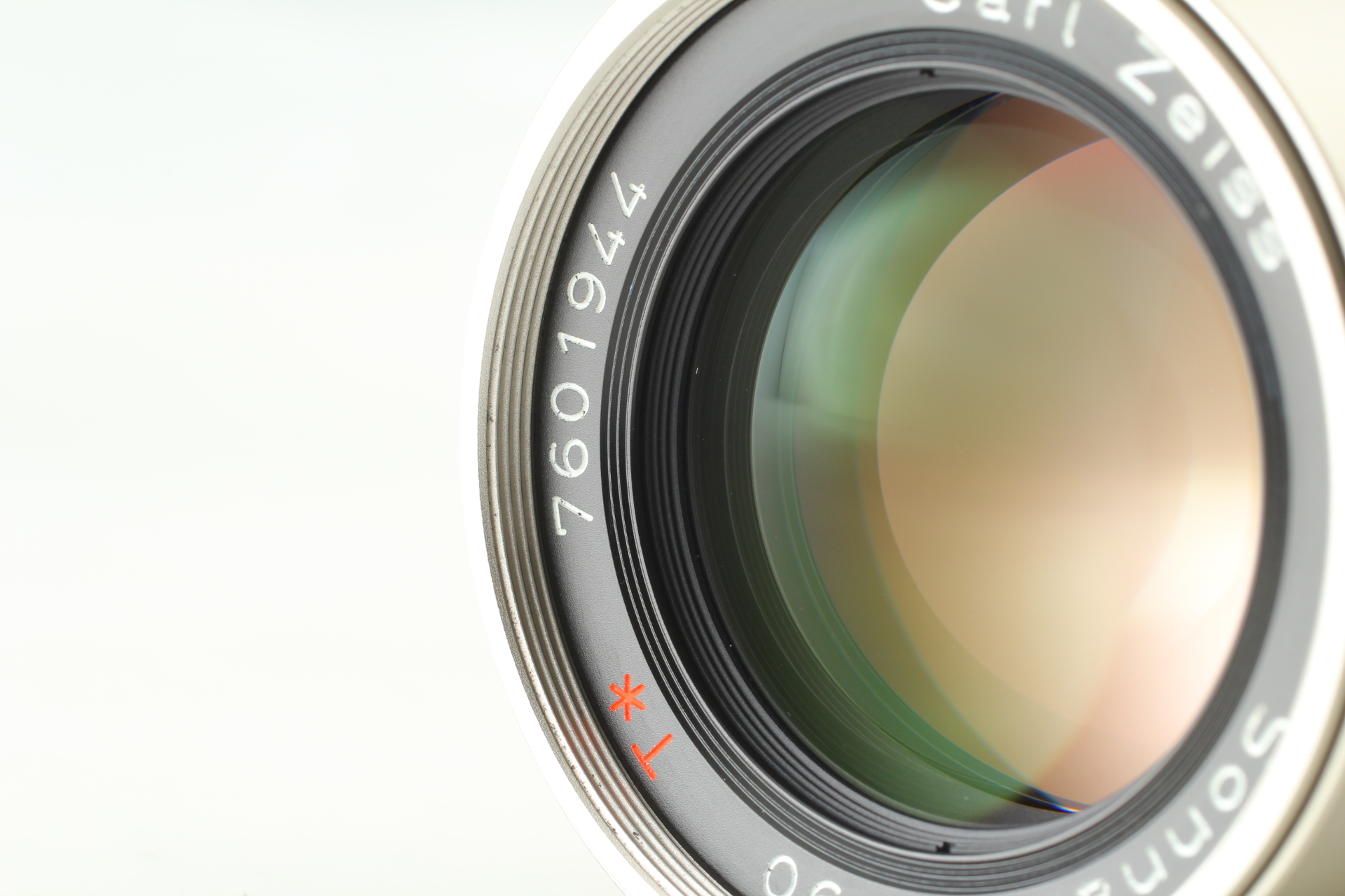 箱付 CarlZeiss Gマウント Sonnar T* 90mm F2.8 Carl Zeiss 90mm Sonnar f/2.8 T* Lens for Contax G Cameras in