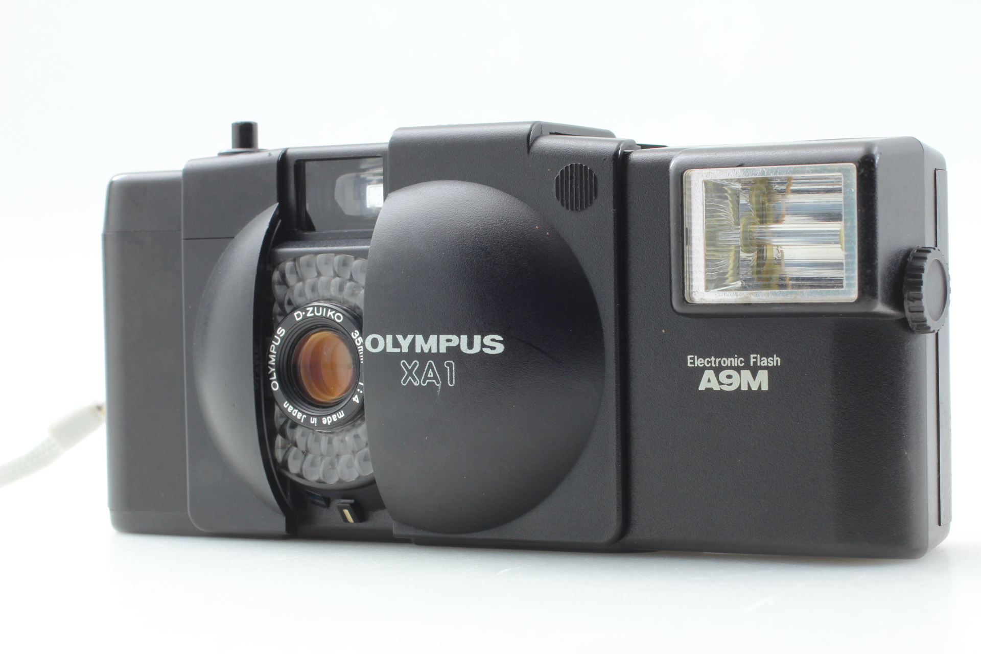 OLYMPUS XA1 カメラ　Electronic Flash A9M Olympus XA1 35mm Point And Shoot Film Camera with A9M Flash