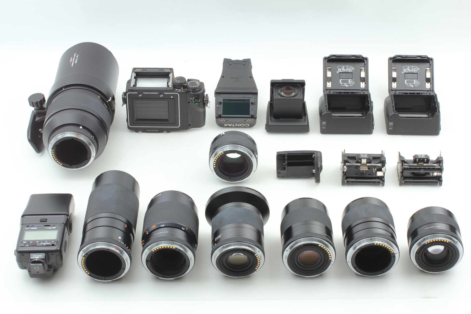 CLA'd All Top Mint Contax 645 Film Camera 80mm f2 Lens + Extra