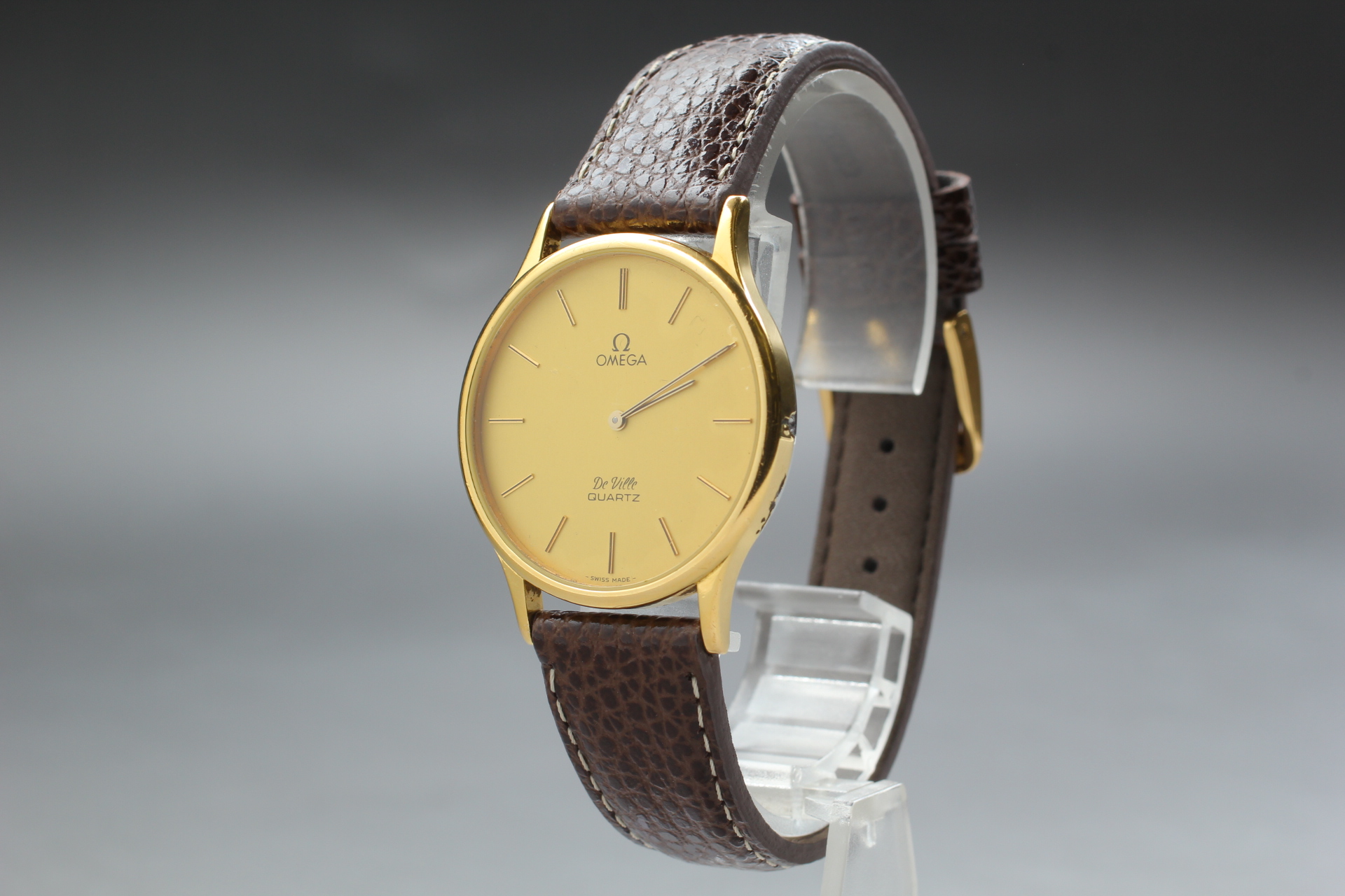 27 OMEGA 時計　メンズ　DeVille 1365 ゴールド　新品バンド 27 OMEGA 時計 メンズ DeVille 1365 ゴールド 新品バンド - メルカリ