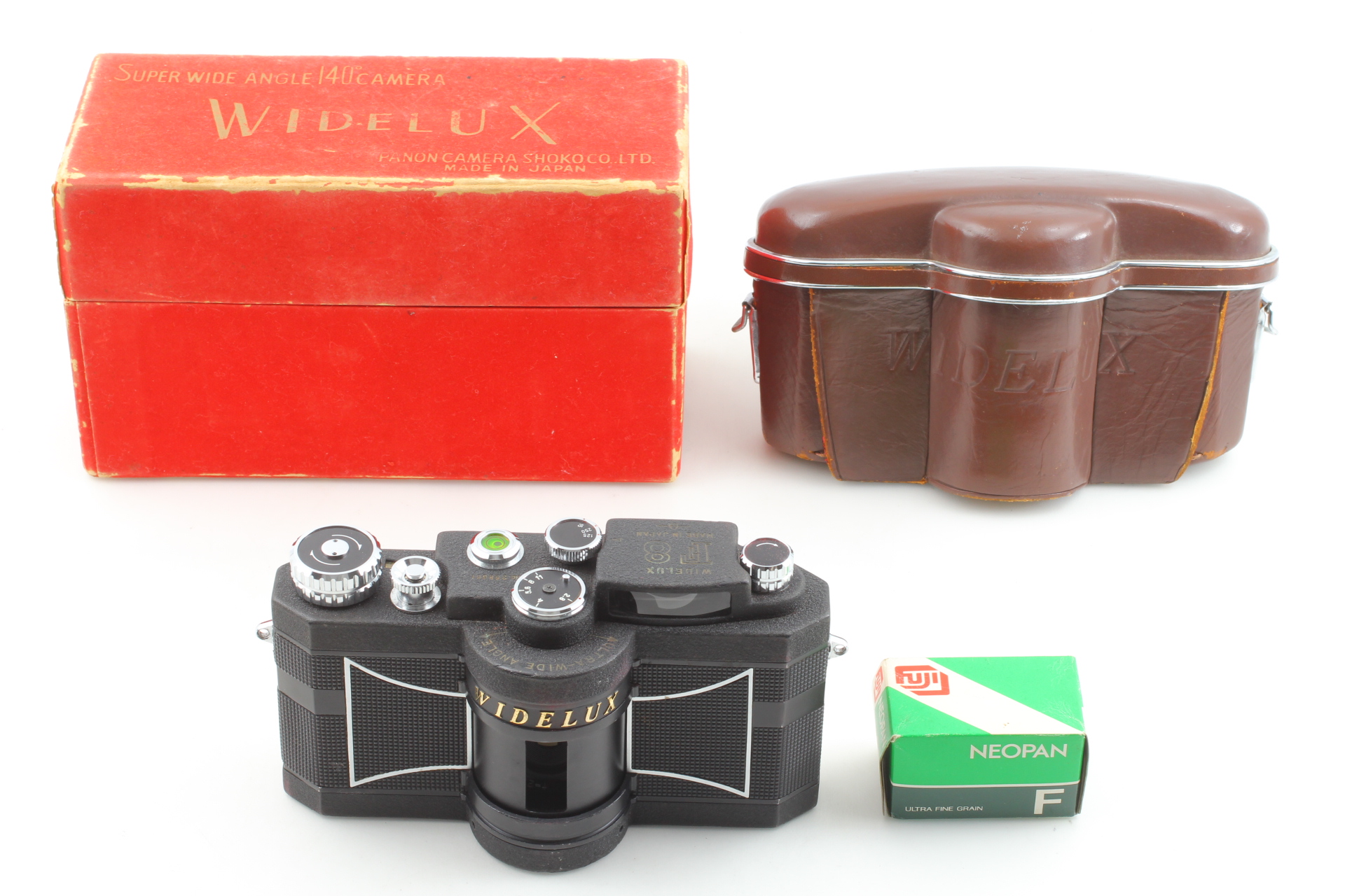 【momo&mikan】PANON WIDELUX ワイドラックス F8 NEAR MINT+ 】 Panon Widelux F8 Panoramic Ultra Wide 35mm