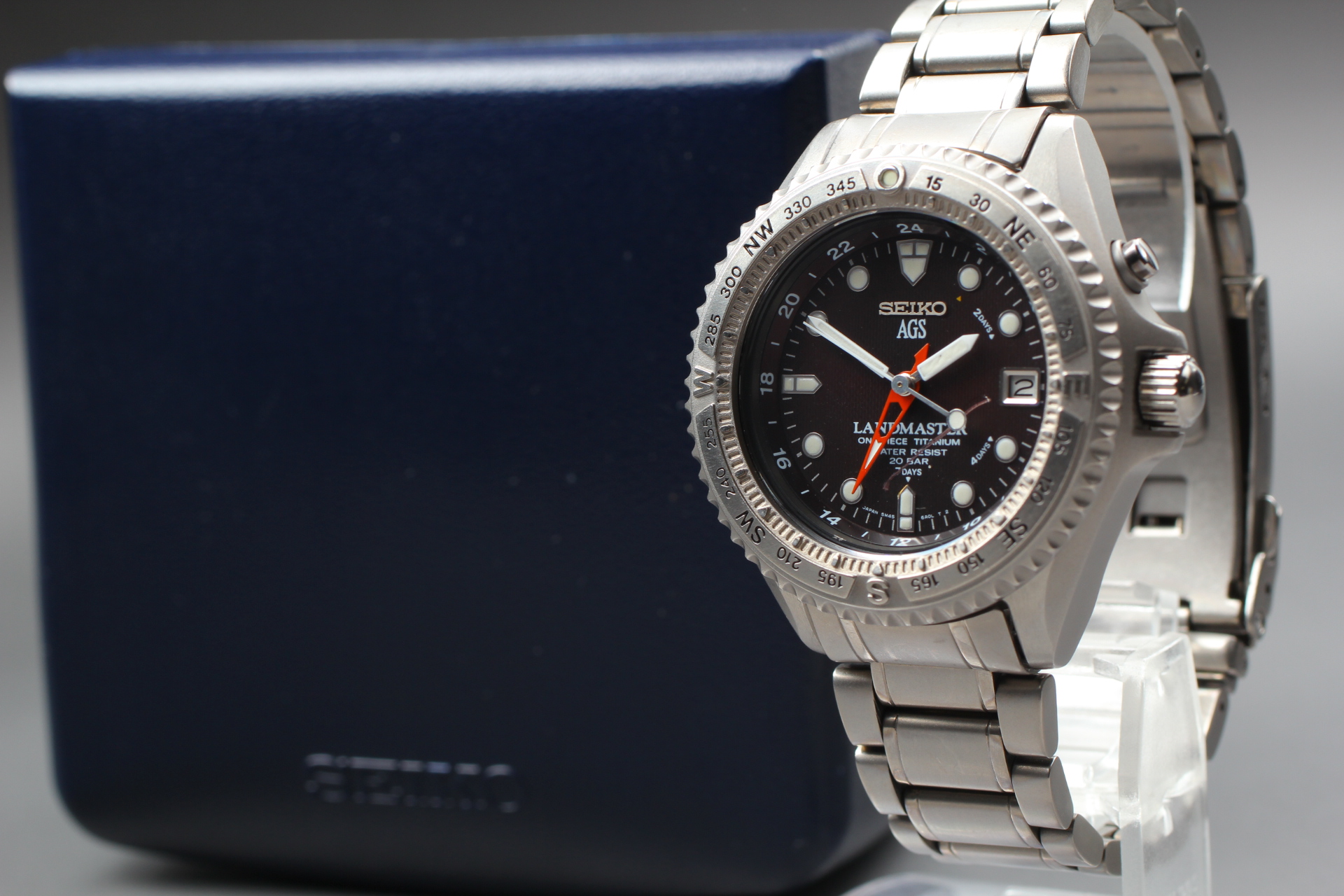 SEIKO　セイコー　5M45-6A00　ランドマスター　AGS 　クオーツ 売り切れ 中古 セイコー 5M45-6A00 ランドマスター チタン AGS