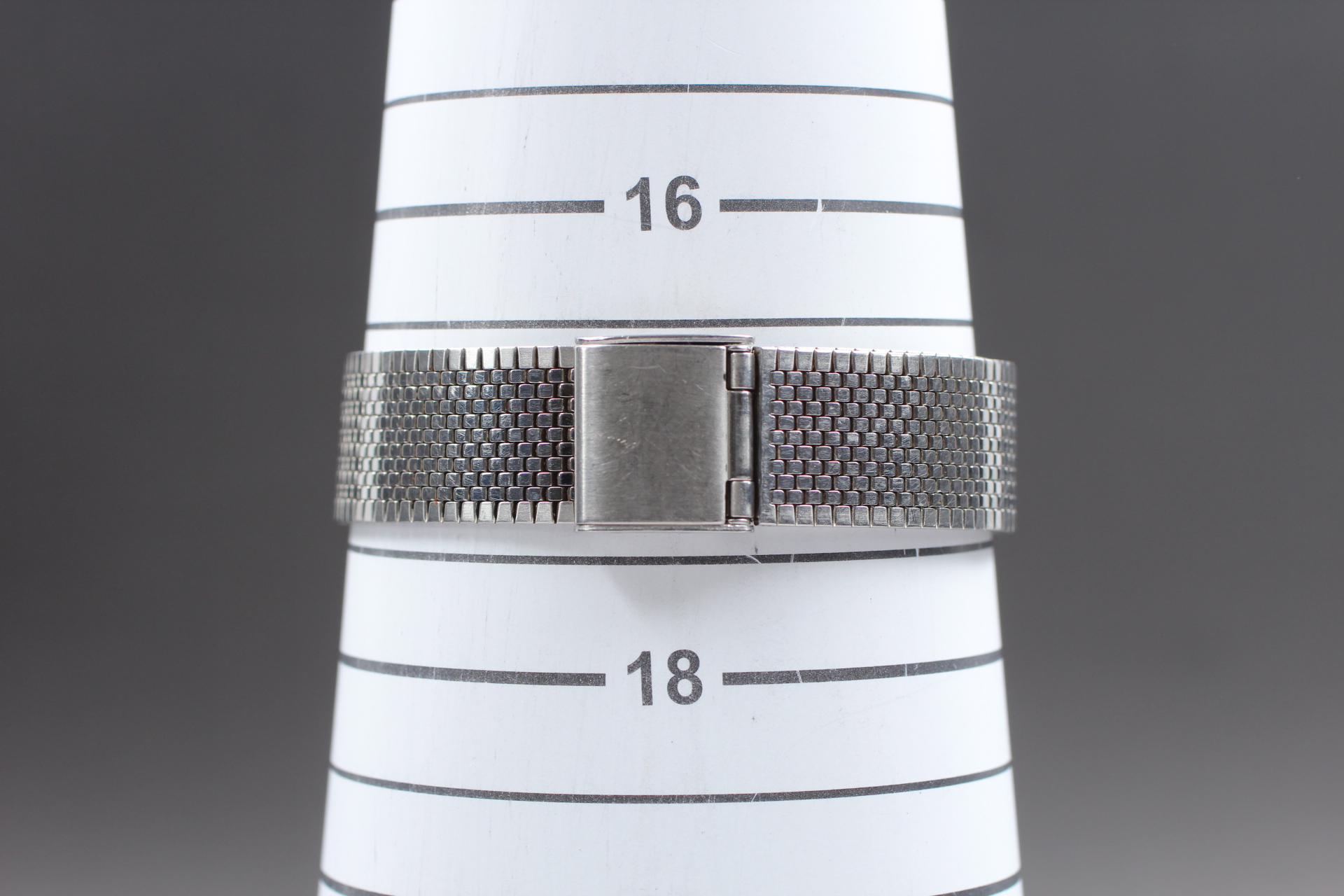 NEAR MINT】 TAG HEUER 376.513 PROFESSIONAL 200 Unisex Quartz