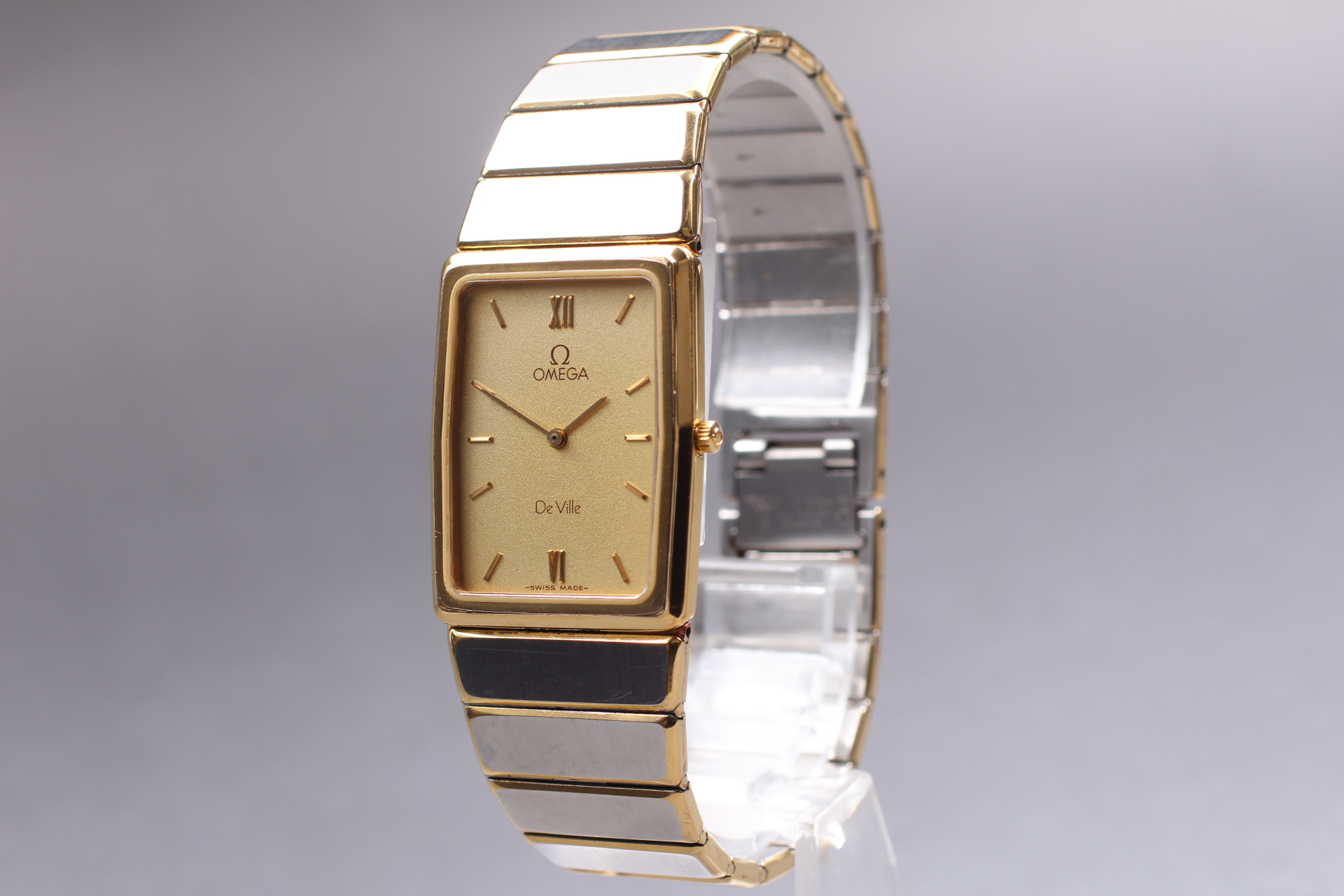 RARE [N MINT] Vintage OMEGA De Ville 1450 Tank Gold Roman