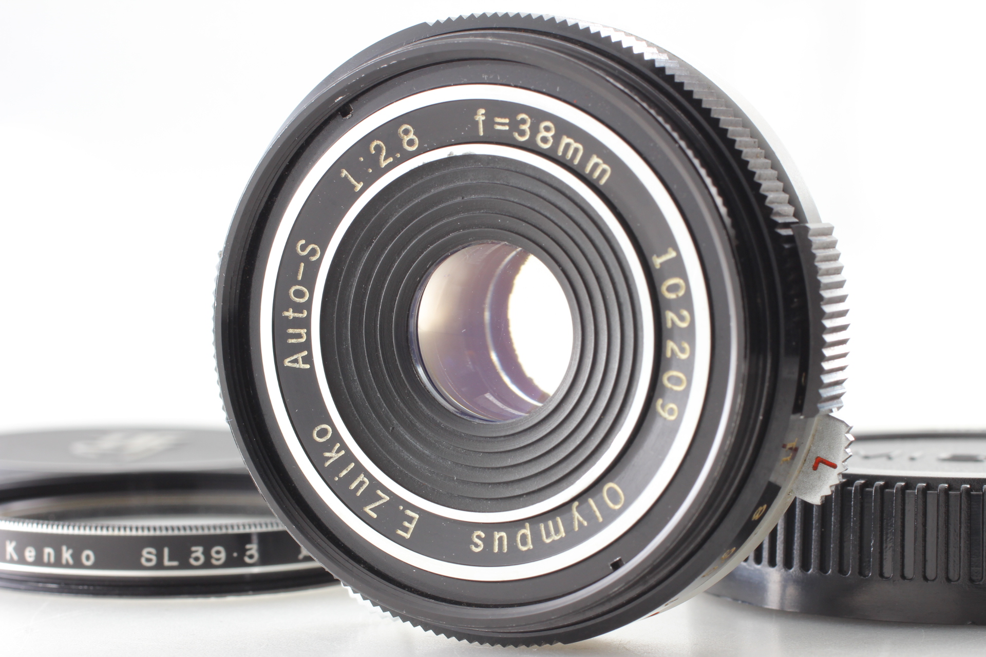 E.Zuiko Auto-S 38mm f/2.8 (pancake) - Olympus Pen F lenses