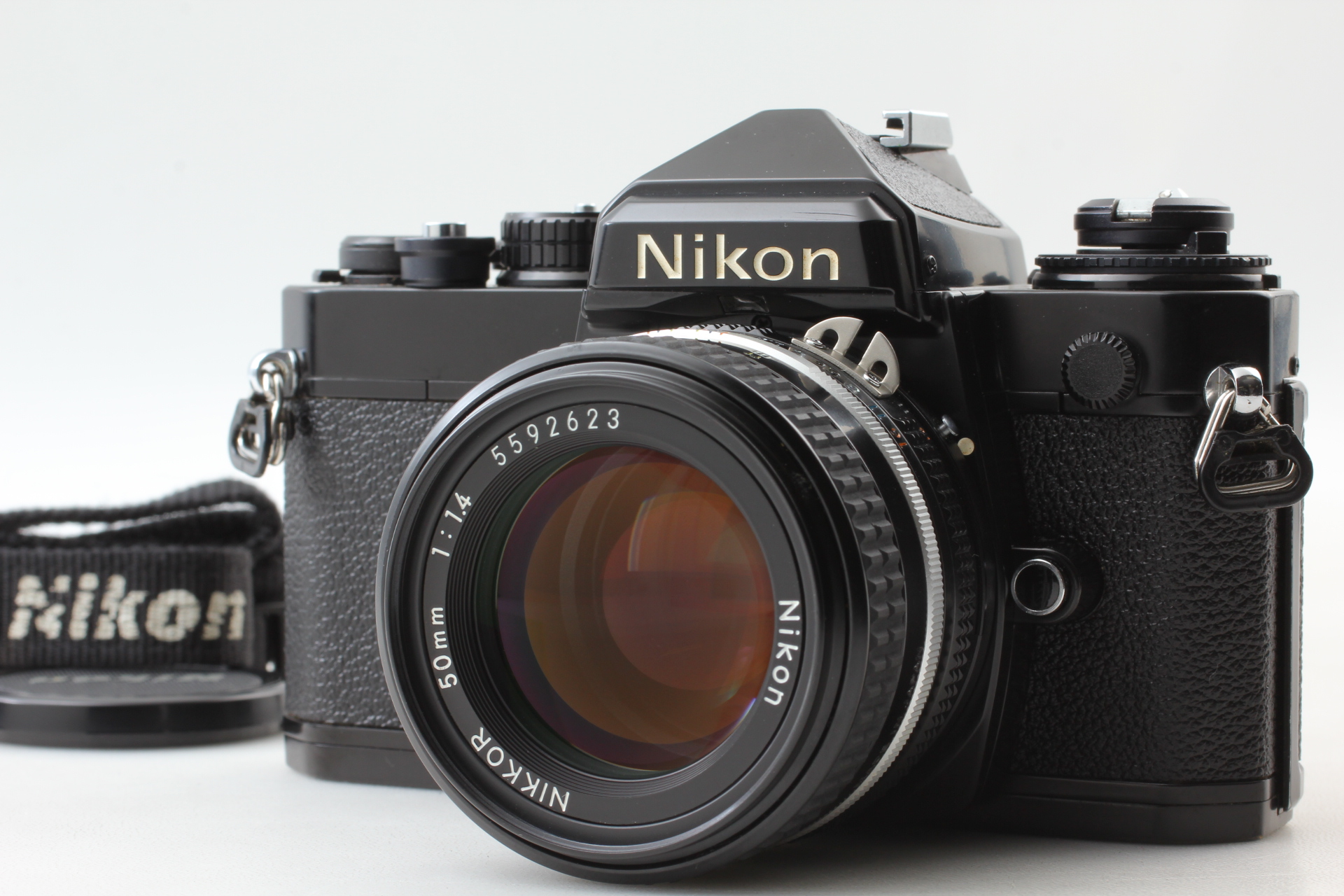 ◉ Nikon FE & NIKKOR-S•C Auto 50mm F1.4