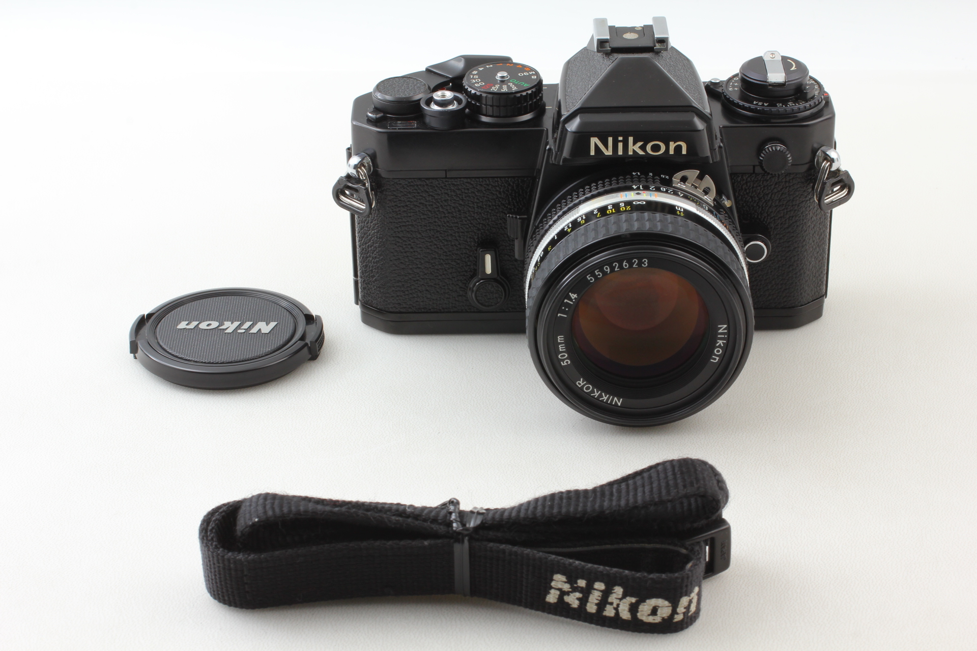 フィルムカメラ Nikon FE+NIKKOR-SC 50mm f/ 1.4 ⏯️ **Rare! SIC Version 50mm f/1.4** Nikon FE Black 35mm