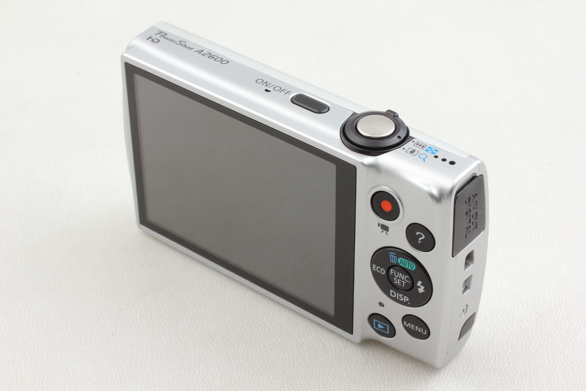 Canon PowerShot A2600 シルバー Canon PowerShot A2600 Silver 16.0MP Digital camera [MINT in