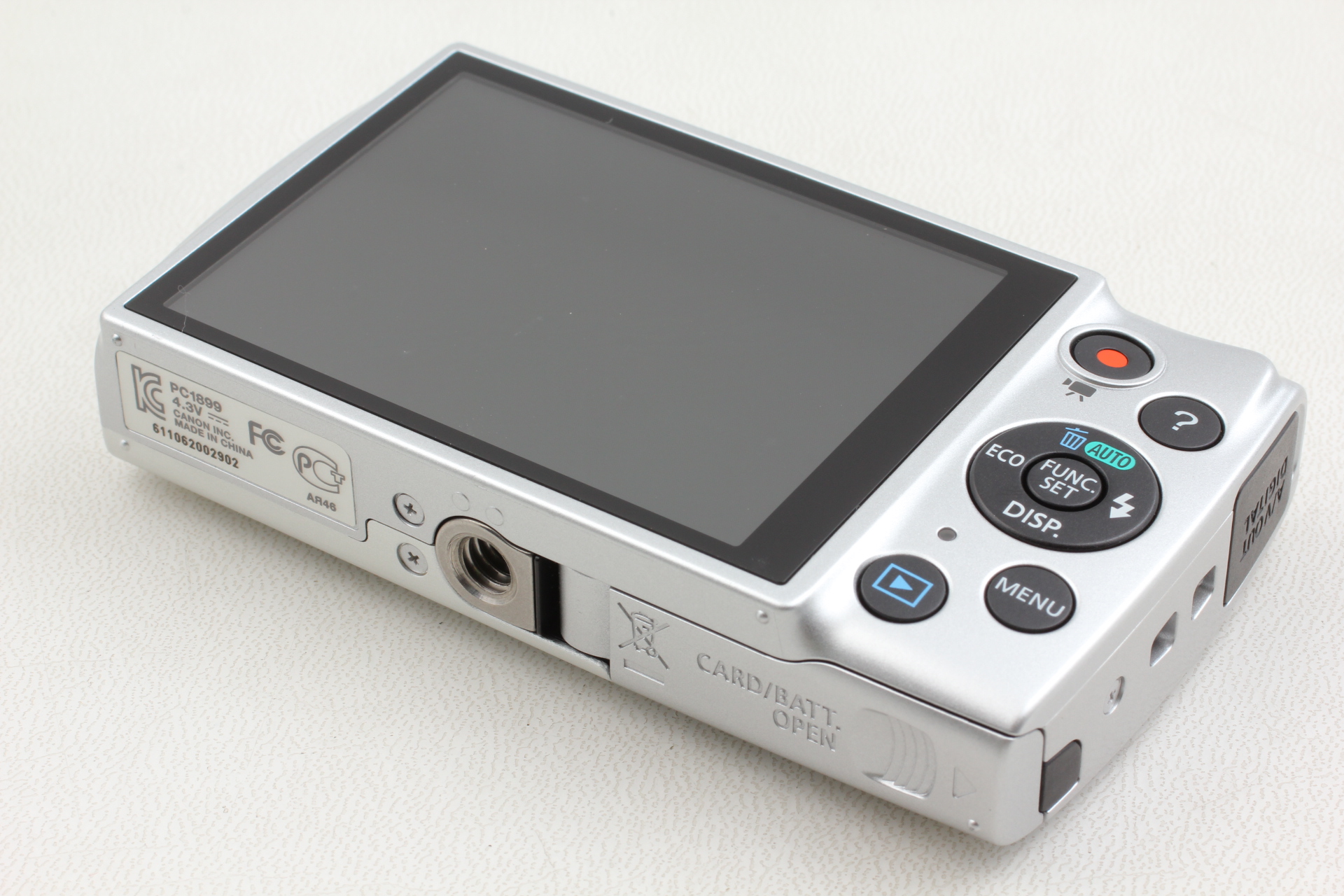 Canon PowerShot A2600 Silver 16.0MP Digital camera [MINT in