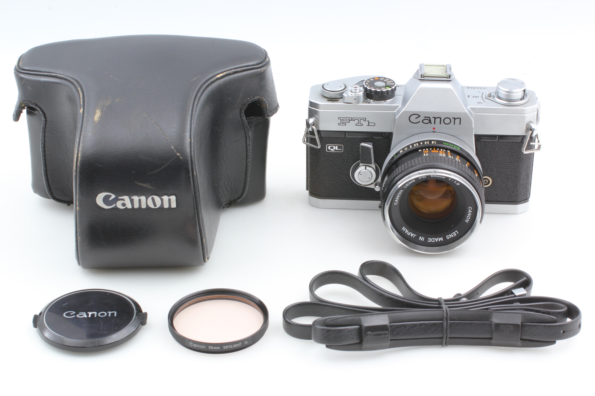 Canon FTb QL ボディFD 50mm F1.8 S.C #124 Exc+5] Canon FTb QL Black Film Camera FD 50mm F1.8 S.C SC