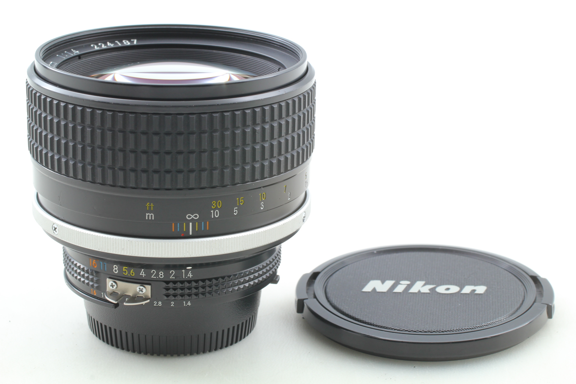 SIC [ Near MINT ] Nikon Ai-s Ais Nikkor 85mm f/ 1.4 MF Portrait