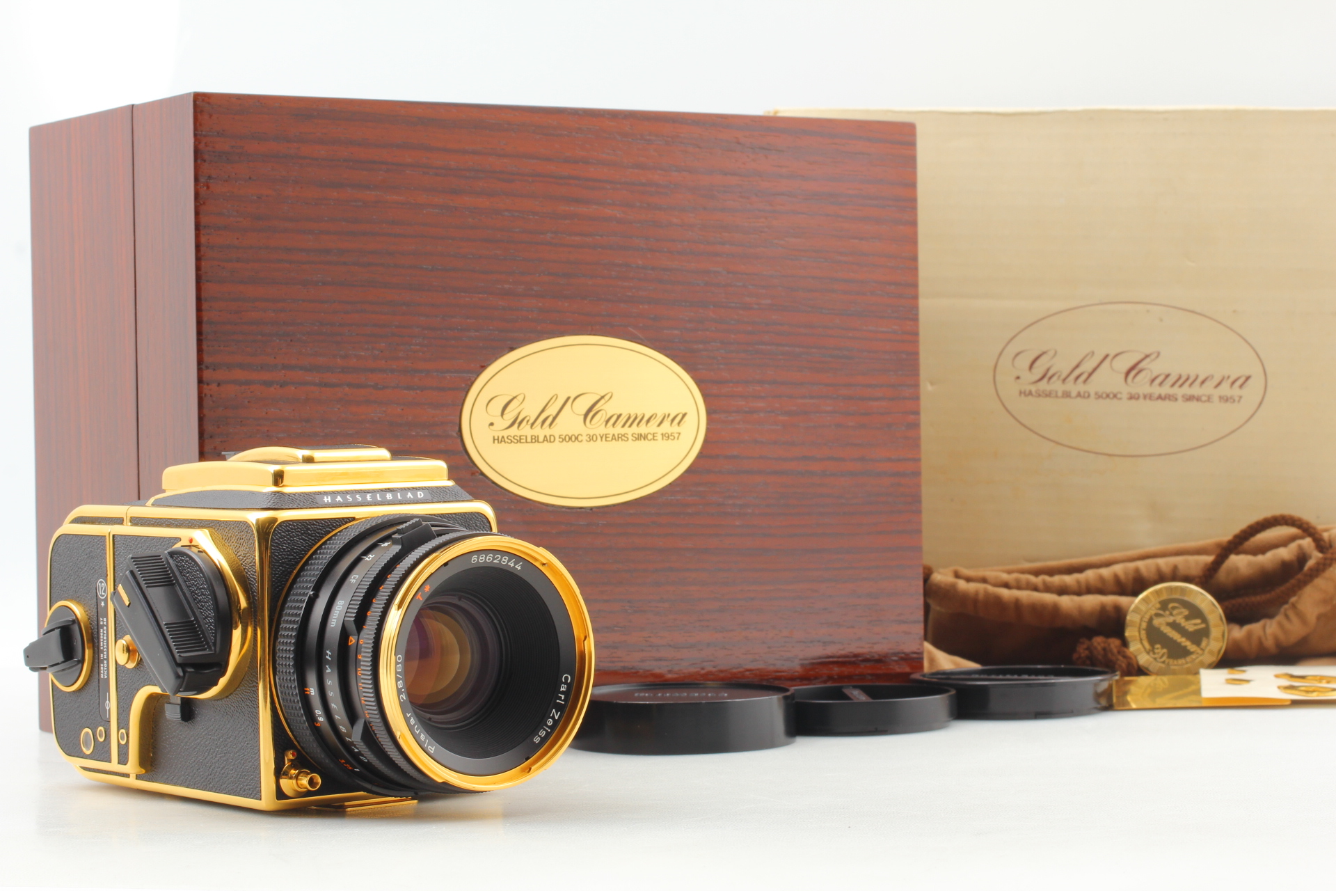 RARE! [MINT in Box] Hasselblad 500CM C/M 30th Gold Edition 80mm f